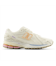 Load image into Gallery viewer, New Balance 1906 - Sea Salt