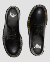 Load image into Gallery viewer, Dr. Martens 1461 Smooth Leather Platform Shoes - Black