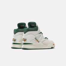 Load image into Gallery viewer, Reebok Pump Omni Zone II Retro Basketball Shoes - Chalk / Dark Green / Paper White