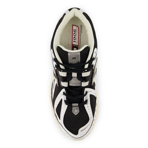 New Balance 1906 - White / Black