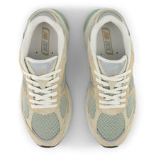 Load image into Gallery viewer, New Balance 2010 - Brown / Grey