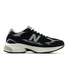 Load image into Gallery viewer, New Balance 2010 - Black / Shadow Grey / Sea Salt