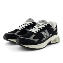 Load image into Gallery viewer, New Balance 2010 - Black / Shadow Grey / Sea Salt