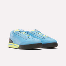 Load image into Gallery viewer, Reebok x BBC Board Flip - Pale Cerulean
