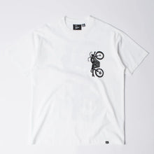 Load image into Gallery viewer, Parra - Not Another Boat T-Shirt - Whtie