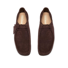 Load image into Gallery viewer, Clarks Wallabees - Chocolate Suede