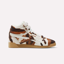 Load image into Gallery viewer, Reebok Freestyle Hi Women's - Cow / Chalk / Gum