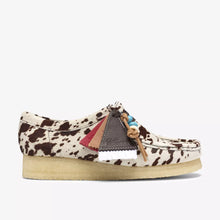 Load image into Gallery viewer, Clarks Women's Wallabee - Brown Cow Print