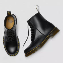 Load image into Gallery viewer, Dr. Martens 1460 Smooth Leather Lace Up Boot - Black