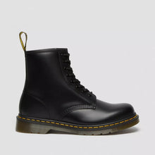 Load image into Gallery viewer, Dr. Martens 1460 Smooth Leather Lace Up Boot - Black