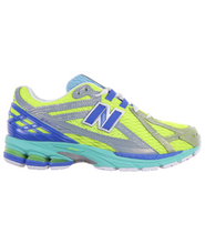 Load image into Gallery viewer, New Balance 1906R - Alkaline Green