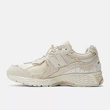 Load image into Gallery viewer, New Balance 2002R Protection Pack - Sandstone / Turtle Dove / Gold Metalic
