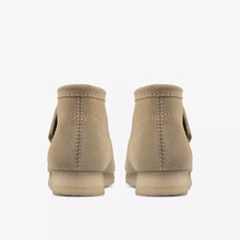 Load image into Gallery viewer, Clarks Wallabe Boot - Maple Suede