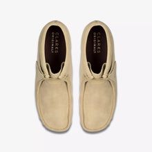 Load image into Gallery viewer, Clarks Wallabe Boot - Maple Suede