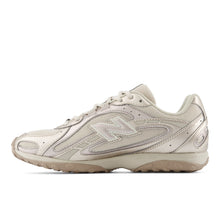Load image into Gallery viewer, New Balance 204L Women's - Timberwolf