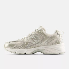 Load image into Gallery viewer, New Balance 530 - Gold Metallic / Linen