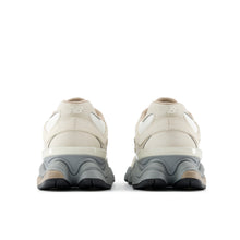 Load image into Gallery viewer, New Balance 9060 - Turtledove