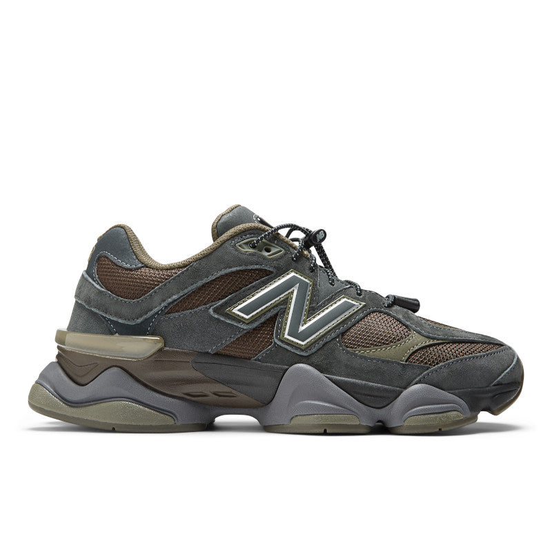 New Balance 9060 - Grey / Green