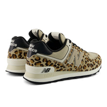 Load image into Gallery viewer, New Balance 574 Women's - Stonewear / Linen / Black