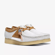 Load image into Gallery viewer, Clarks Women's Wallabee - Off Wihte Interest
