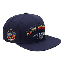 Load image into Gallery viewer, Pro Standard New Orleans Pelicans Stacked Logo Snapback Hat