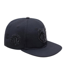 Load image into Gallery viewer, Pro Standard Memphis Grizzlies Triple Black Logo Snapback Hat
